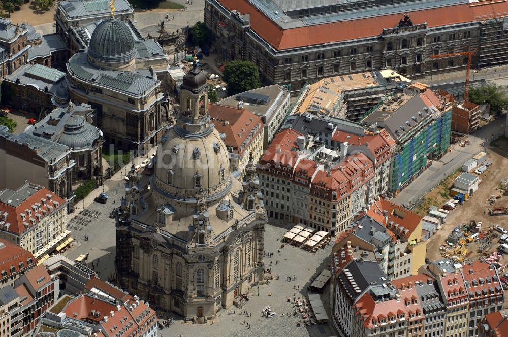 Dresden aus der Vogelperspektive: Frauenkirche im Altsdatzentrum von Dresden