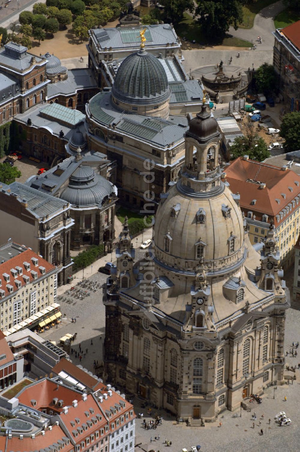 Luftaufnahme Dresden - Frauenkirche im Altsdatzentrum von Dresden