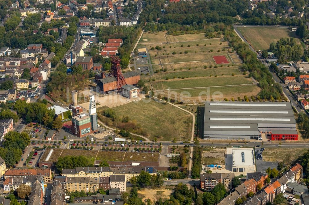 Gelsenkirchen von oben - Förderanlagen und Bergbau- Schacht- Anlagen am Förderturm er ehemaligen Zeche Consolidation 3 in Gelsenkirchen im Bundesland Nordrhein-Westfalen, Deutschland