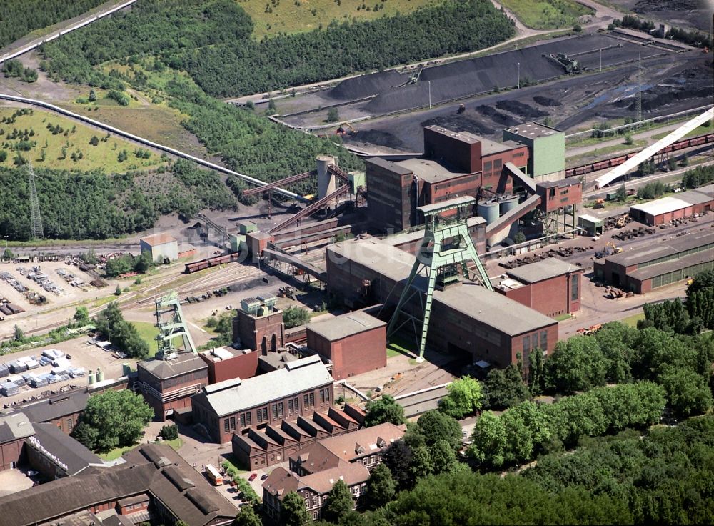 Luftbild Gelsenkirchen - Förderanlagen und Bergbau- Schacht- Anlagen am Förderturm Ewald in Gelsenkirchen im Bundesland Nordrhein-Westfalen, Deutschland