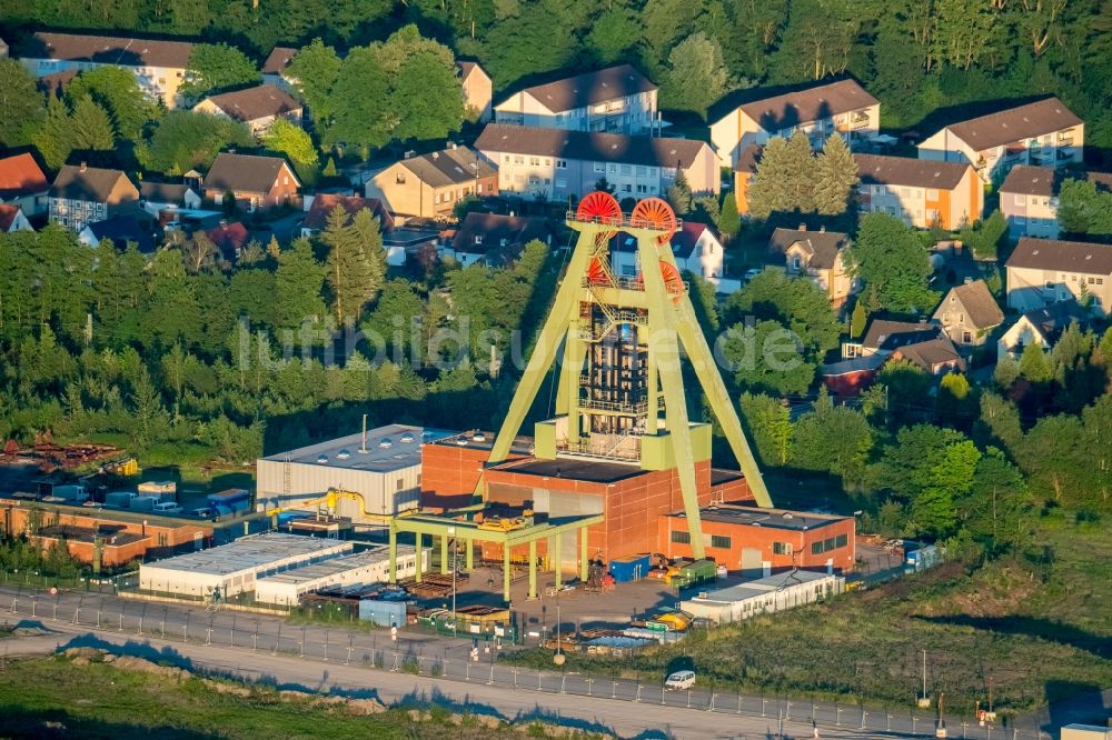 Luftbild Bergkamen - Förderanlagen und Bergbau- Schacht- Anlagen am Förderturm Haus Aden an der Rotherbachstraße in Bergkamen im Bundesland Nordrhein-Westfalen - NRW, Deutschland