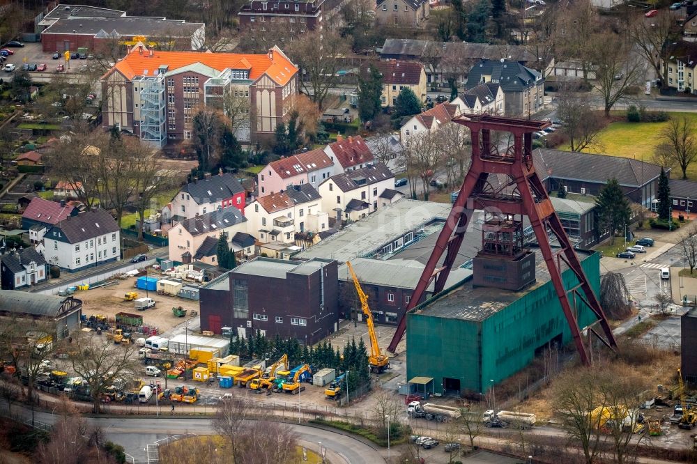 Luftaufnahme Herne - Förderanlagen und Bergbau- Schacht- Anlagen am Förderturm Pluto in Wanne-Eickel im Bundesland Nordrhein-Westfalen