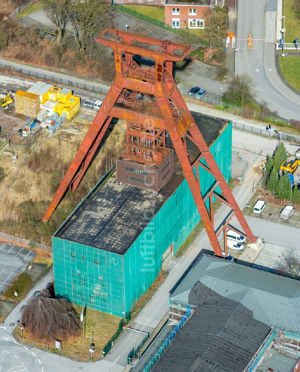 Luftbild Herne - Förderanlagen und Bergbau- Schacht- Anlagen am Förderturm Pluto in Wanne-Eickel im Bundesland Nordrhein-Westfalen