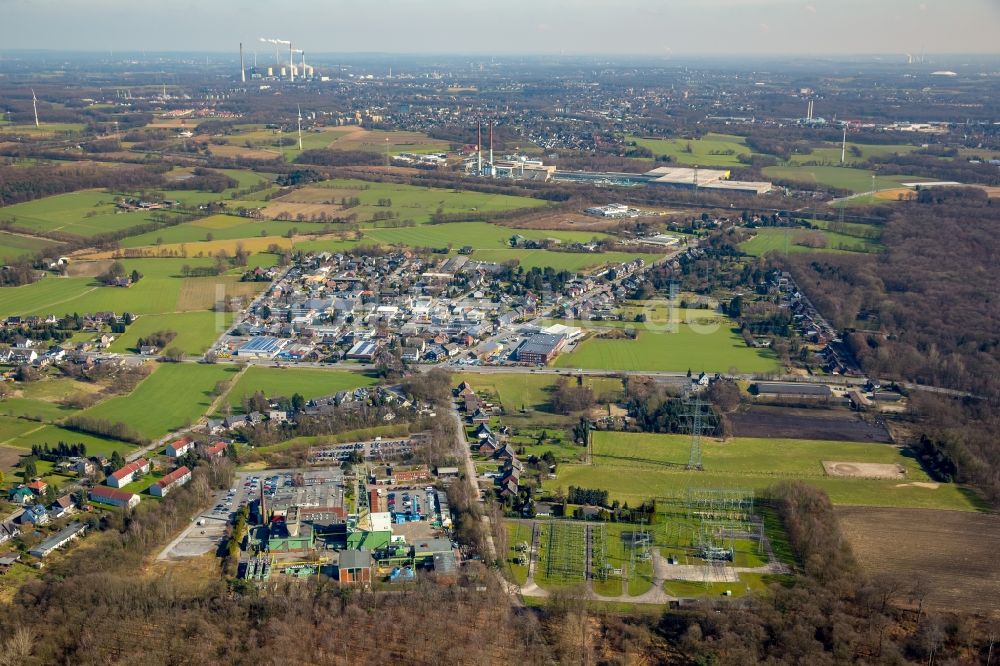 Luftbild Bottrop - Förderanlagen und Bergbau- Schacht- Anlagen am Förderturm Prosper 9 des Bergwerks Prosper-Haniel in Bottrop im Bundesland Nordrhein-Westfalen