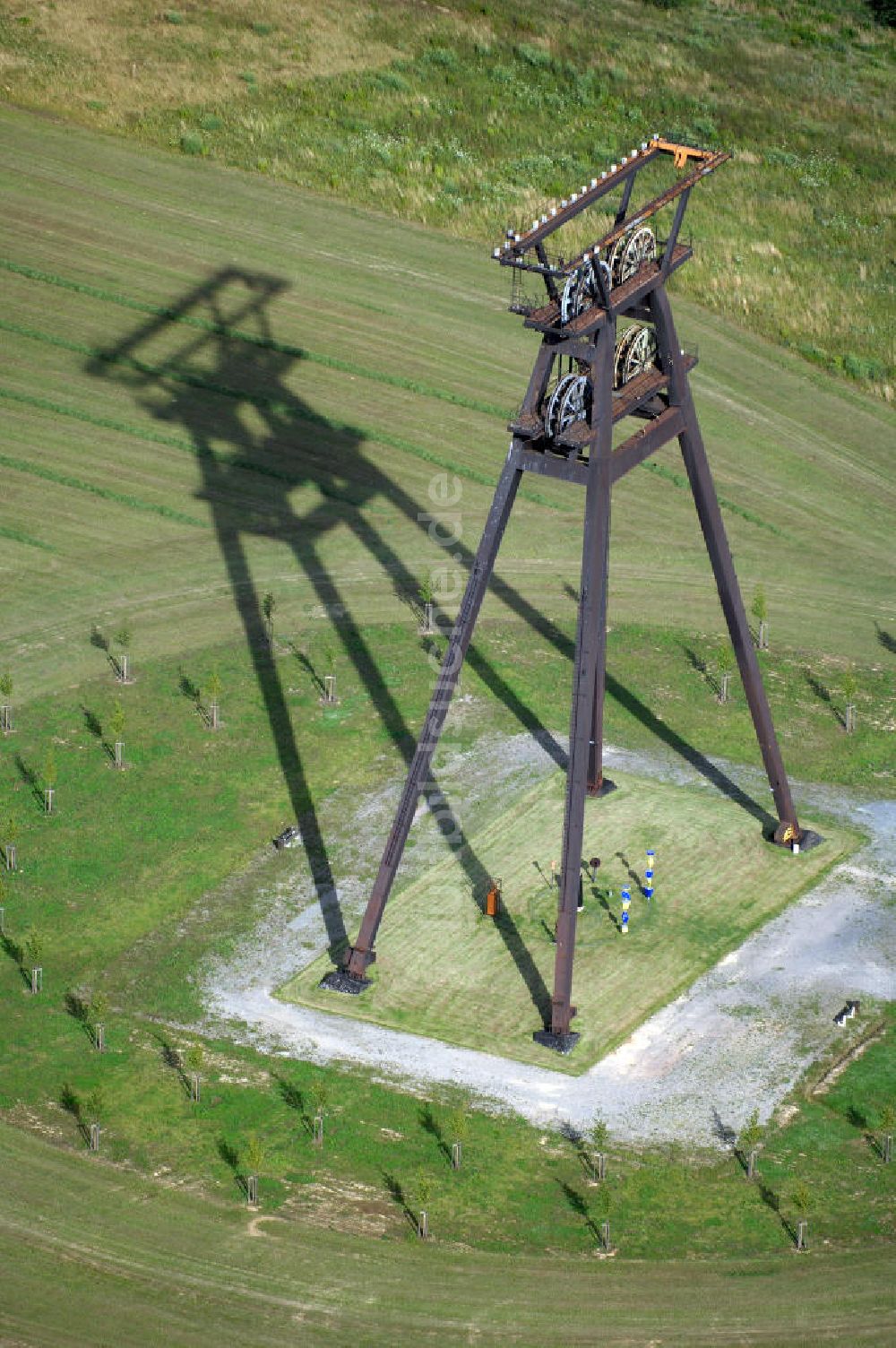 Luftbild Löbichau - Förderturm bei Löbichau