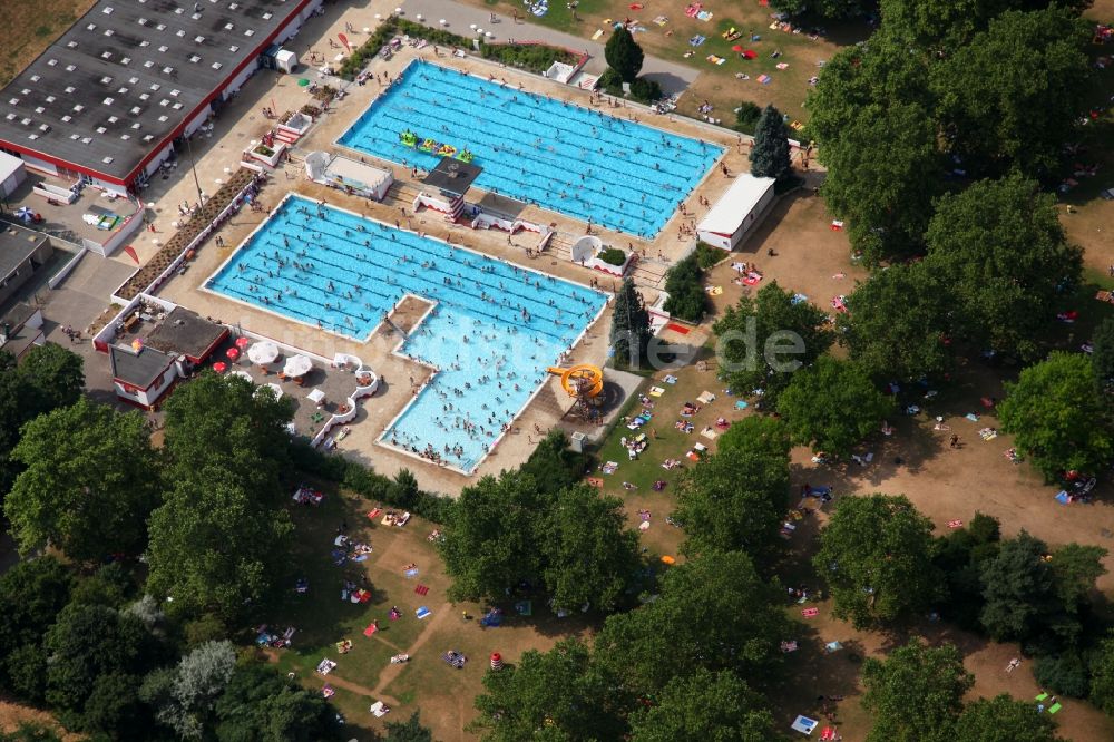 Luftbild Mainz - Freibad Mainzer Schwimmverein Mainz-Mombach in Mainz im Bundesland Rheinland-Pfalz