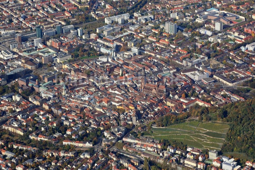 Freiburg im Breisgau aus der Vogelperspektive: Freiburg im Breisgau im Bundesland Baden-Württemberg