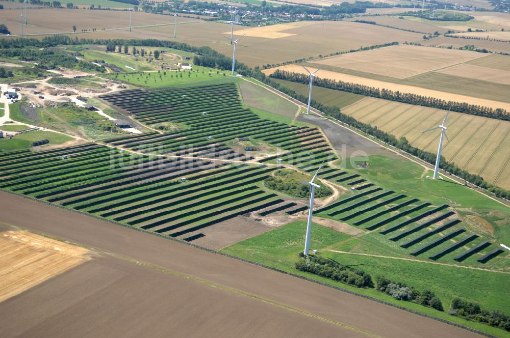 Luftbild Eckolstädt - Freifeld-Solarkraftwerk in Eckolstädt / Thüringen