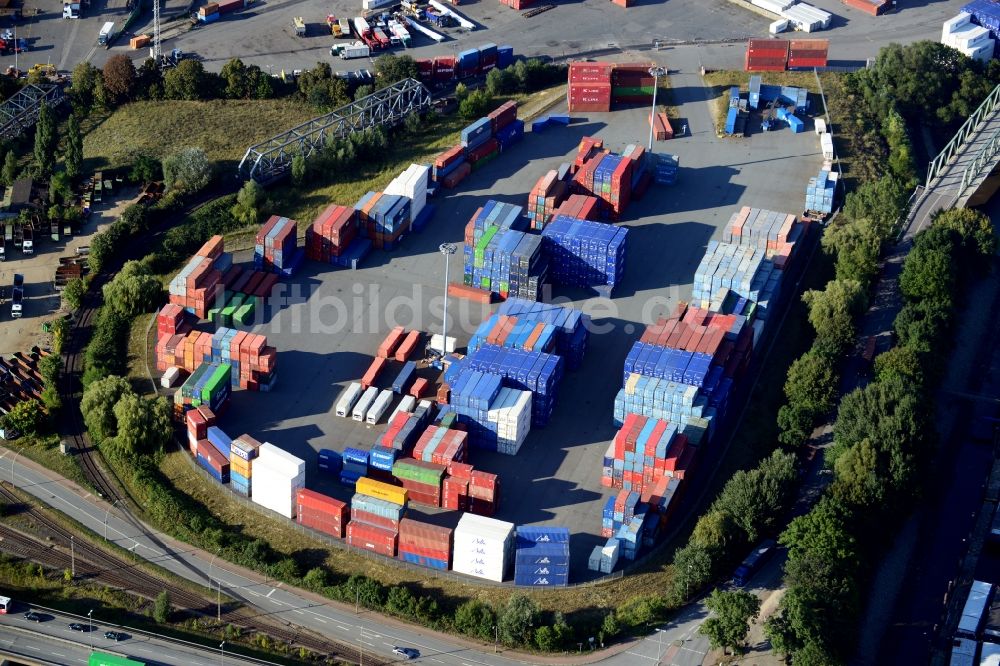 Luftbild Hamburg - Freifläche / Containerlager am Travehafen in Hamburg-Mitte / Steinwerder