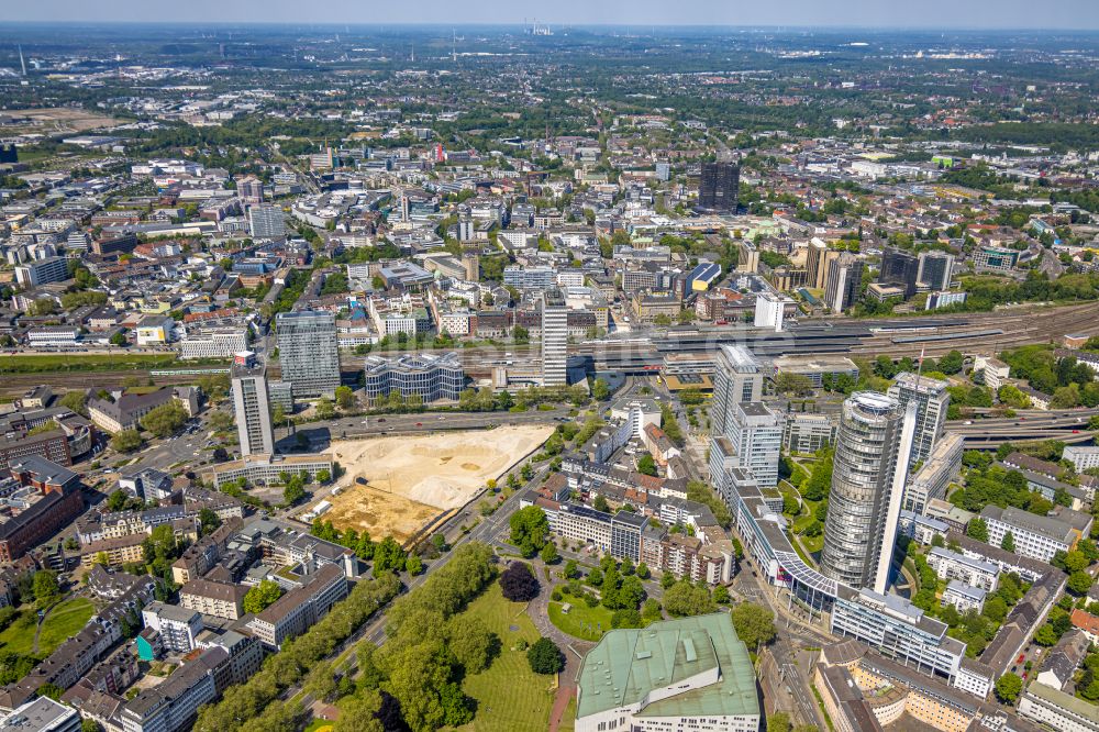 Essen aus der Vogelperspektive: Freifläche im Ortsteil Südviertel in Essen im Bundesland Nordrhein-Westfalen, Deutschland