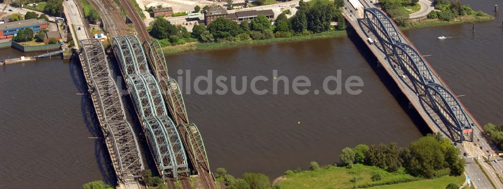 Hamburg von oben - Freihafen-Elbbrücke, Eisenbahnbrücke und Neue Elbbrücke