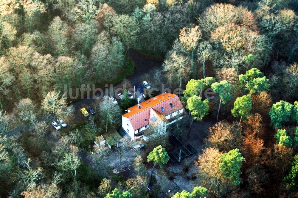 Kandel von oben - Freiluft- Gaststätte Naturfreundehaus Bienwaldhütte in Kandel im Bundesland Rheinland-Pfalz