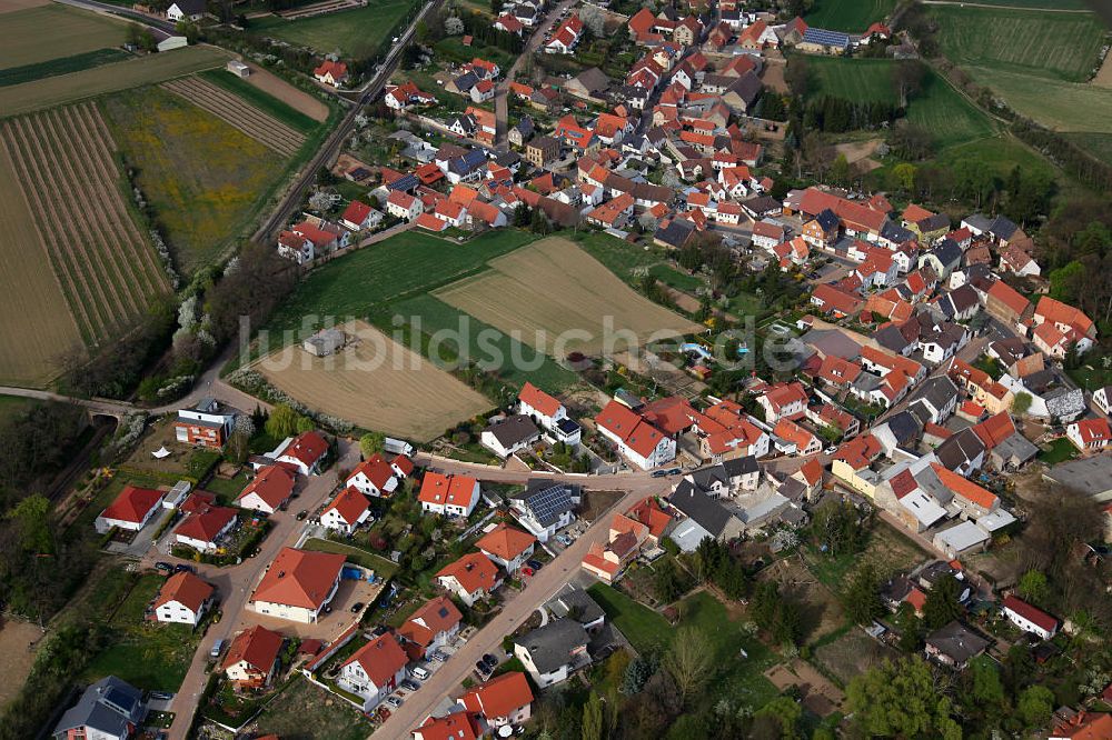 Freimersheim von oben - Freimersheim, eine Ortsgemeinde im Landkreis Alzey-Worms in Rheinland-Pfalz