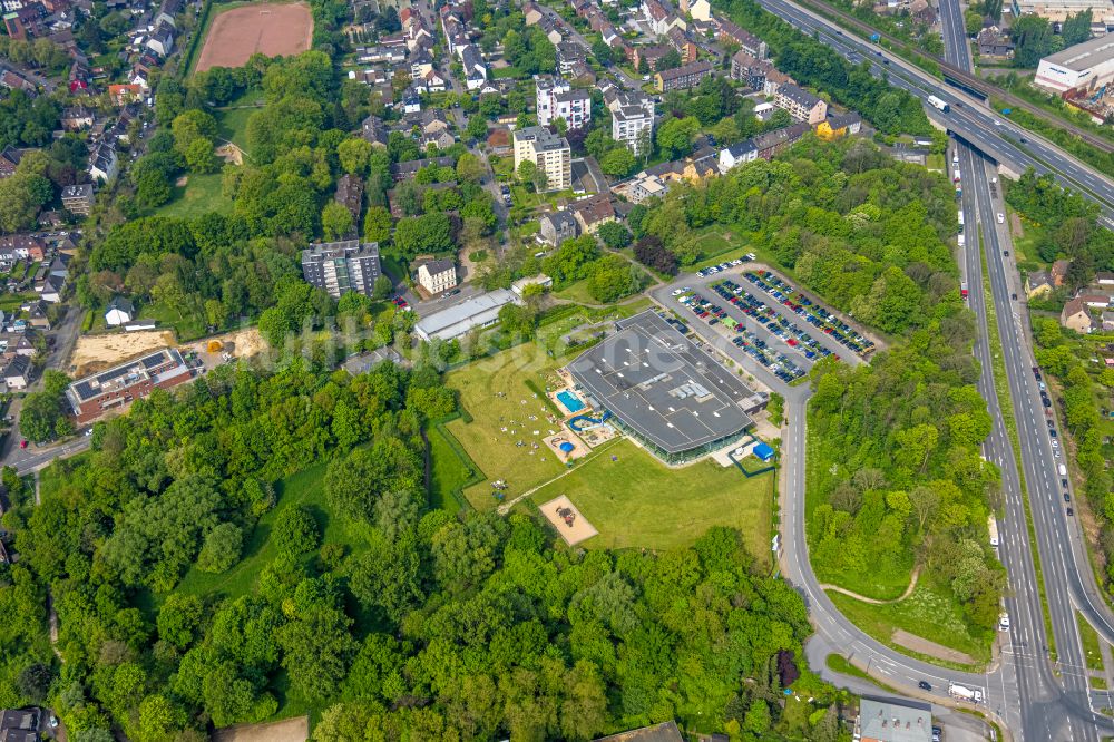 Luftbild Herne - Freizeiteinrichtung Wananas Sport- und Freizeitbad in Herne im Bundesland Nordrhein-Westfalen, Deutschland