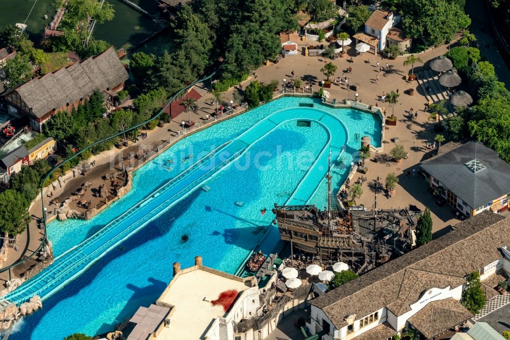 Rust von oben - Freizeitpark Europa-Park in Rust im Bundesland Baden-Württemberg, Deutschland