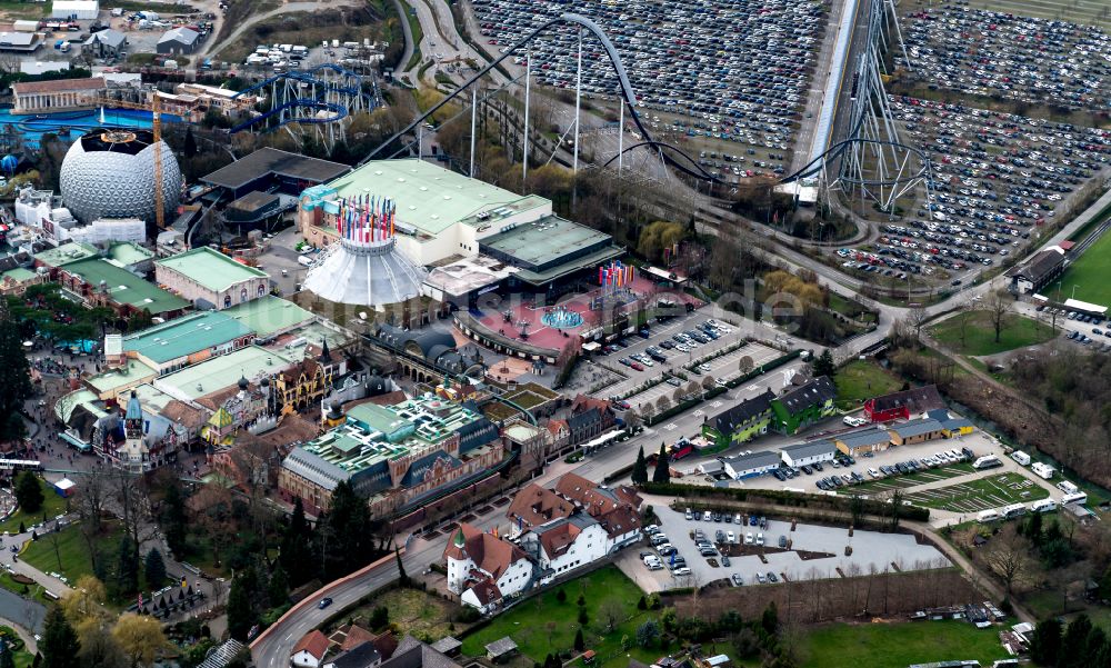 Rust aus der Vogelperspektive: Freizeitzentrum Europapark in Rust im Bundesland Baden-Württemberg, Deutschland