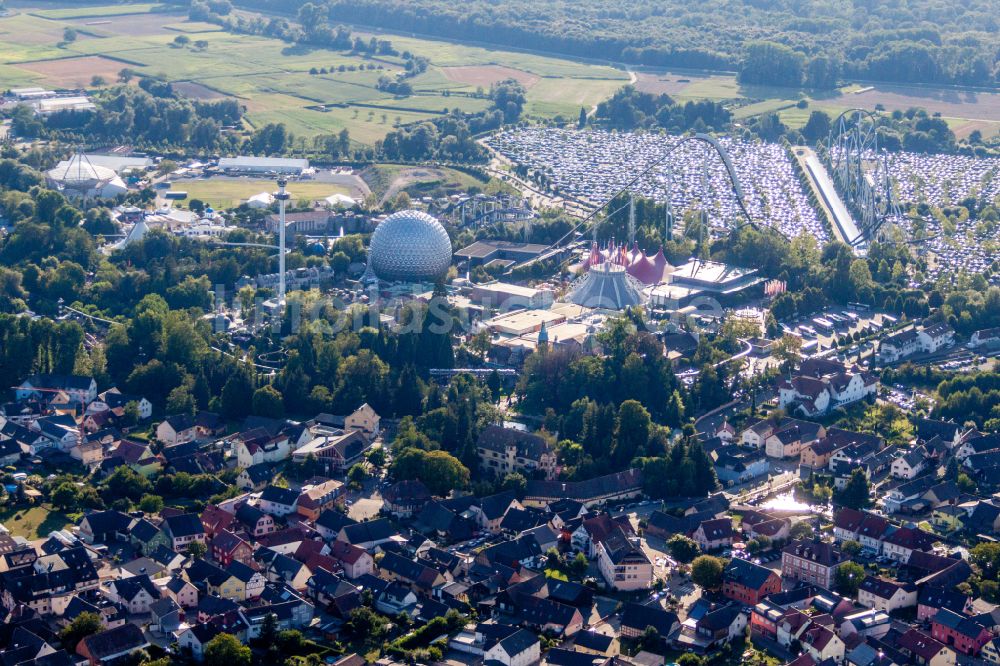 Rust von oben - Freizeitzentrum Europapark in Rust im Bundesland Baden-Württemberg, Deutschland