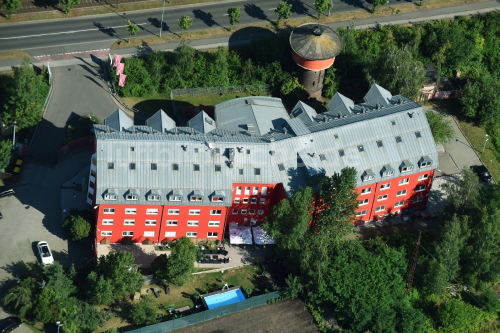 Luftaufnahme Leipzig - Freizeitzentrum FKK Saunaclub Laufhaus am Wasserturm an der Torhauer Straße in Leipzig im Bundesland Sachsen