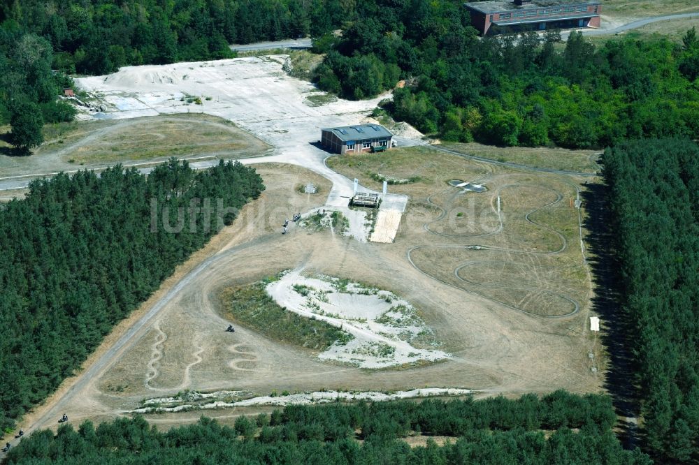 Luftbild Wesendorf - Freizeitzentrum Hammerstein Park Wesendorf entlang der Lange Straße in Wesendorf im Bundesland Niedersachsen, Deutschland