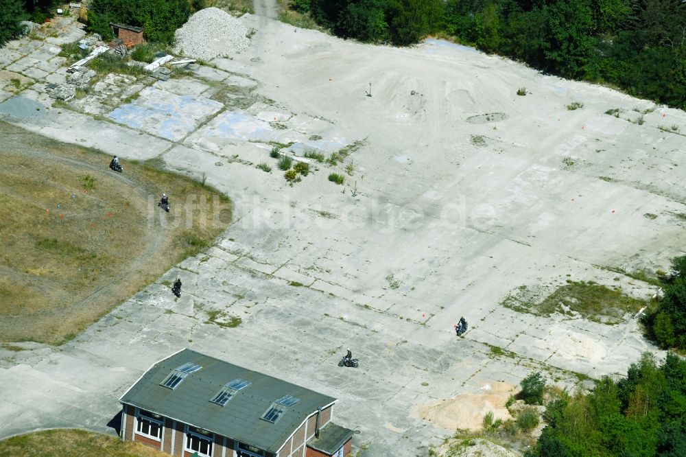 Wesendorf aus der Vogelperspektive: Freizeitzentrum Hammerstein Park Wesendorf entlang der Lange Straße in Wesendorf im Bundesland Niedersachsen, Deutschland