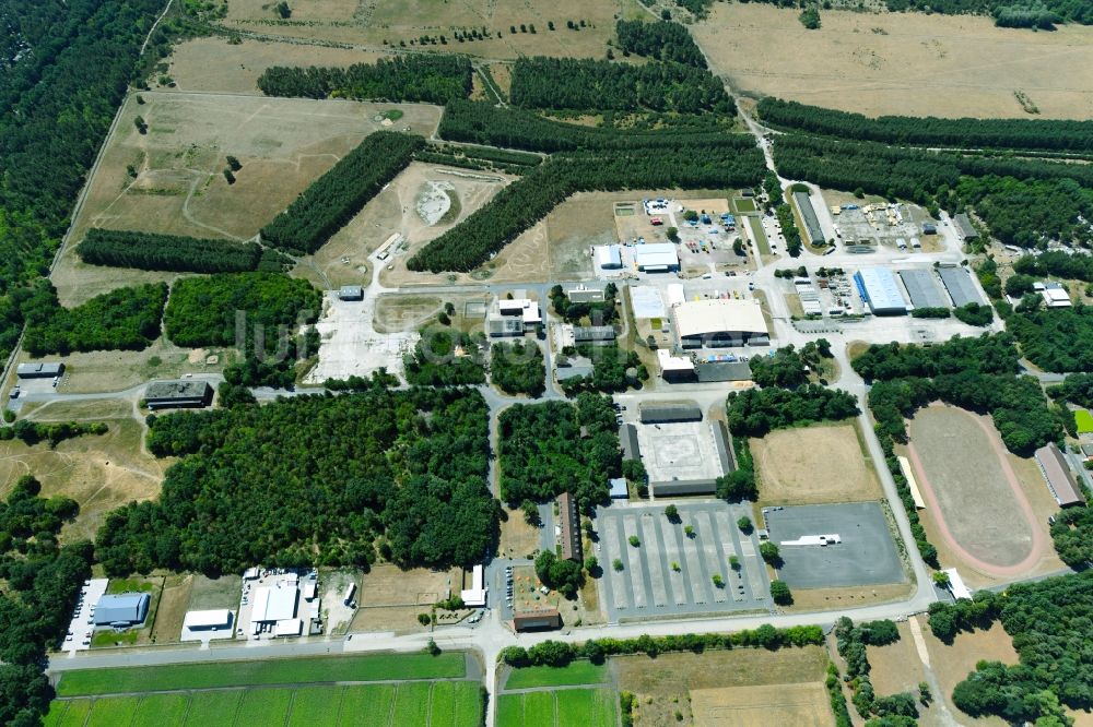 Wesendorf aus der Vogelperspektive: Freizeitzentrum Hammerstein Park Wesendorf entlang der Lange Straße in Wesendorf im Bundesland Niedersachsen, Deutschland