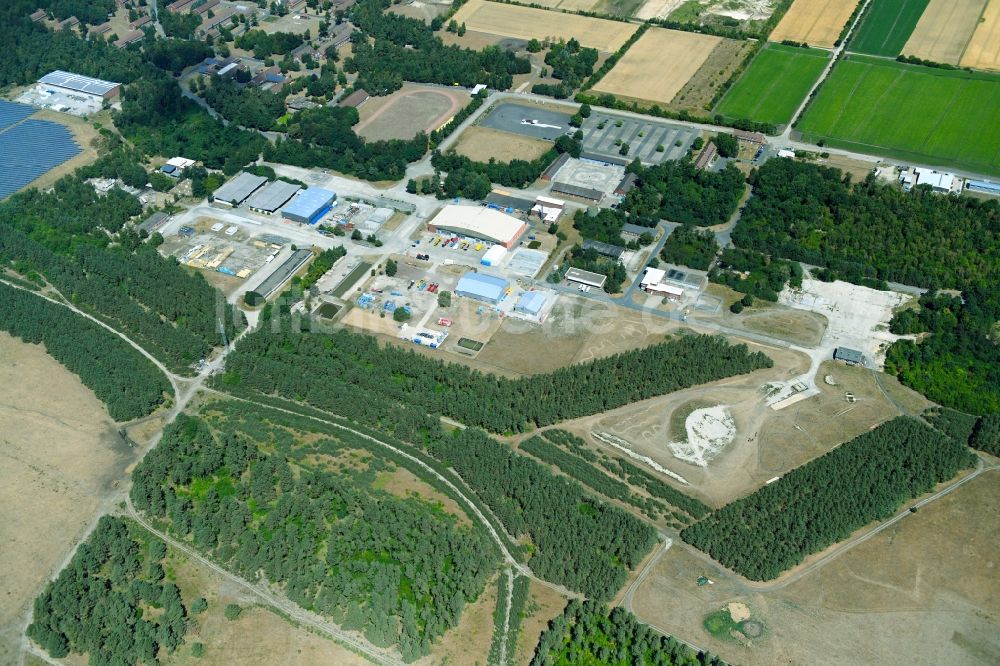 Wesendorf aus der Vogelperspektive: Freizeitzentrum Hammerstein Park Wesendorf entlang der Lange Straße in Wesendorf im Bundesland Niedersachsen, Deutschland