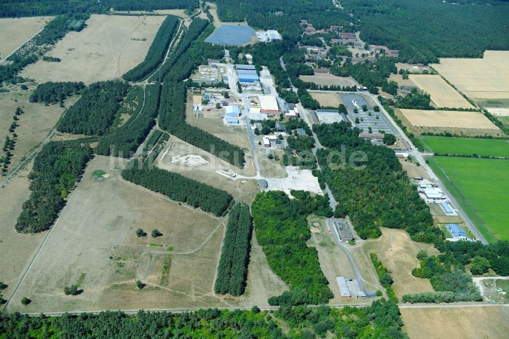 Luftaufnahme Wesendorf - Freizeitzentrum Hammerstein Park Wesendorf entlang der Lange Straße in Wesendorf im Bundesland Niedersachsen, Deutschland