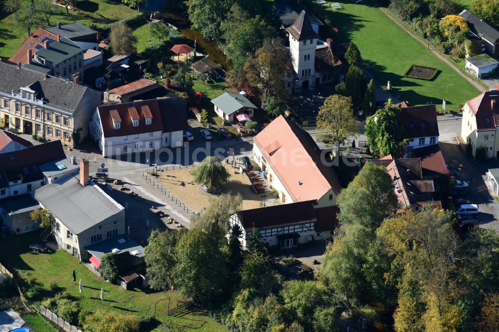 Buckow (Märkische Schweiz) von oben - Freizeitzentrum - Kino - Gebäude in Buckow (Märkische Schweiz) im Bundesland Brandenburg, Deutschland