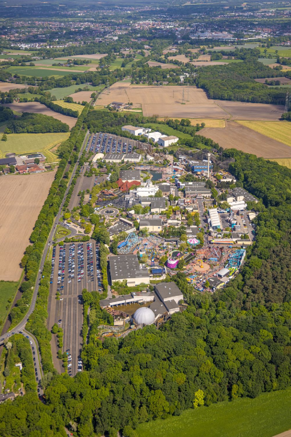 Luftbild Bottrop - Freizeitzentrum Movie Park Germany in Bottrop im Bundesland Nordrhein-Westfalen, Deutschland