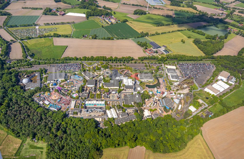 Luftaufnahme Bottrop - Freizeitzentrum Movie Park Germany in Bottrop im Bundesland Nordrhein-Westfalen, Deutschland