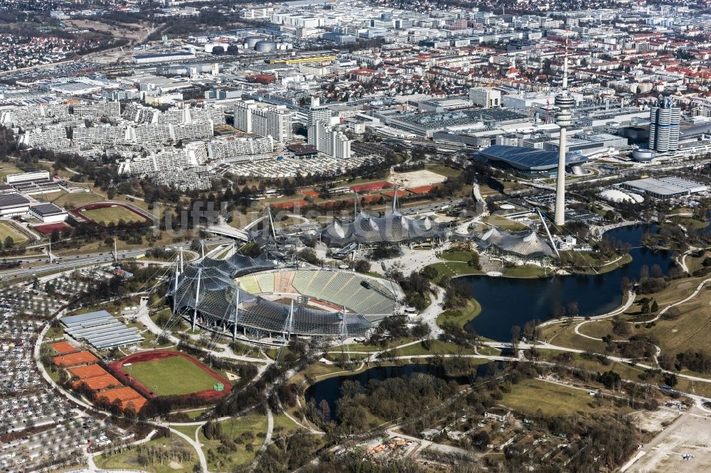 München von oben - Freizeitzentrum Olympiapark in München im Bundesland Bayern, Deutschland