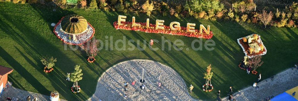 Klaistow aus der Vogelperspektive: Freizeitzentrum Spargel- und Erlebnishof Klaistow im Bundesland Brandenburg