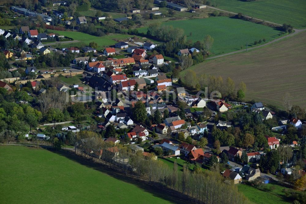 Friedensdorf aus der Vogelperspektive: Friedensdorf im Bundesland Sachsen-Anhalt