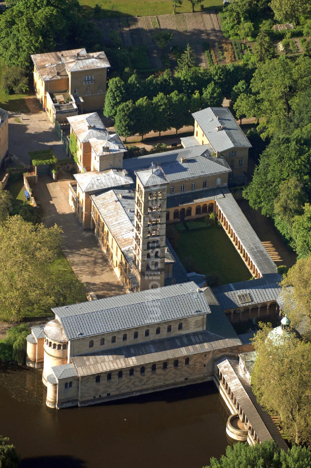 Potsdam aus der Vogelperspektive: Friedenskirche Potsdam