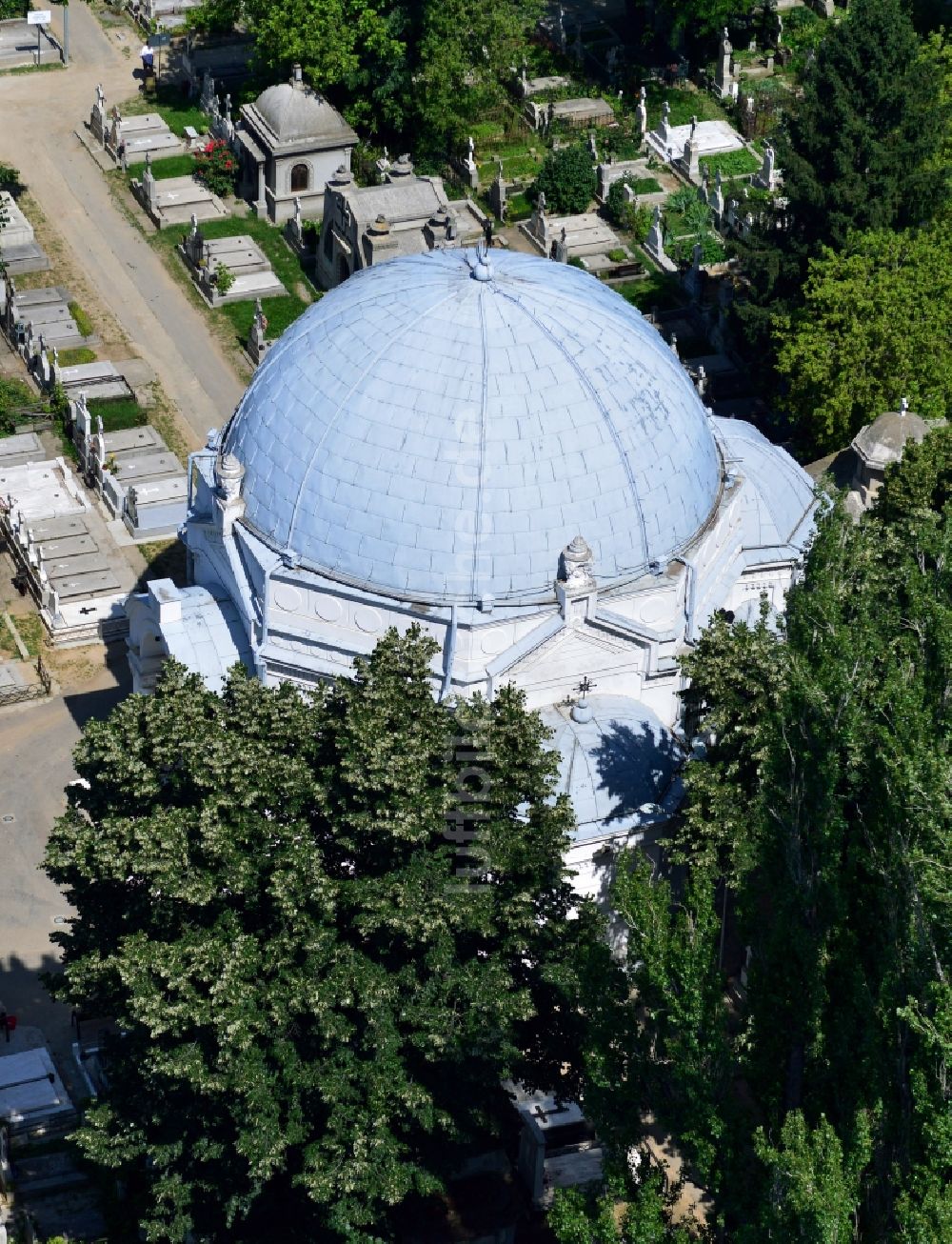 Luftbild Bukarest - Friedhof der Auferstehung in Bukarest in Rumänien