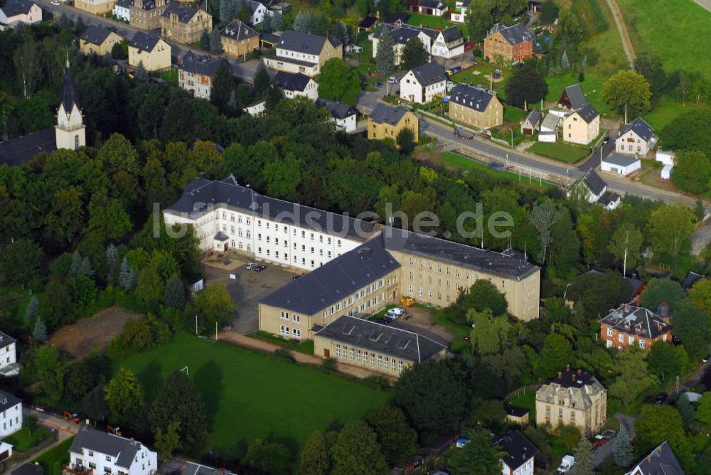 Bad Schlema aus der Vogelperspektive: Friedrich-Schiller-Grundschule in Bad Schlema