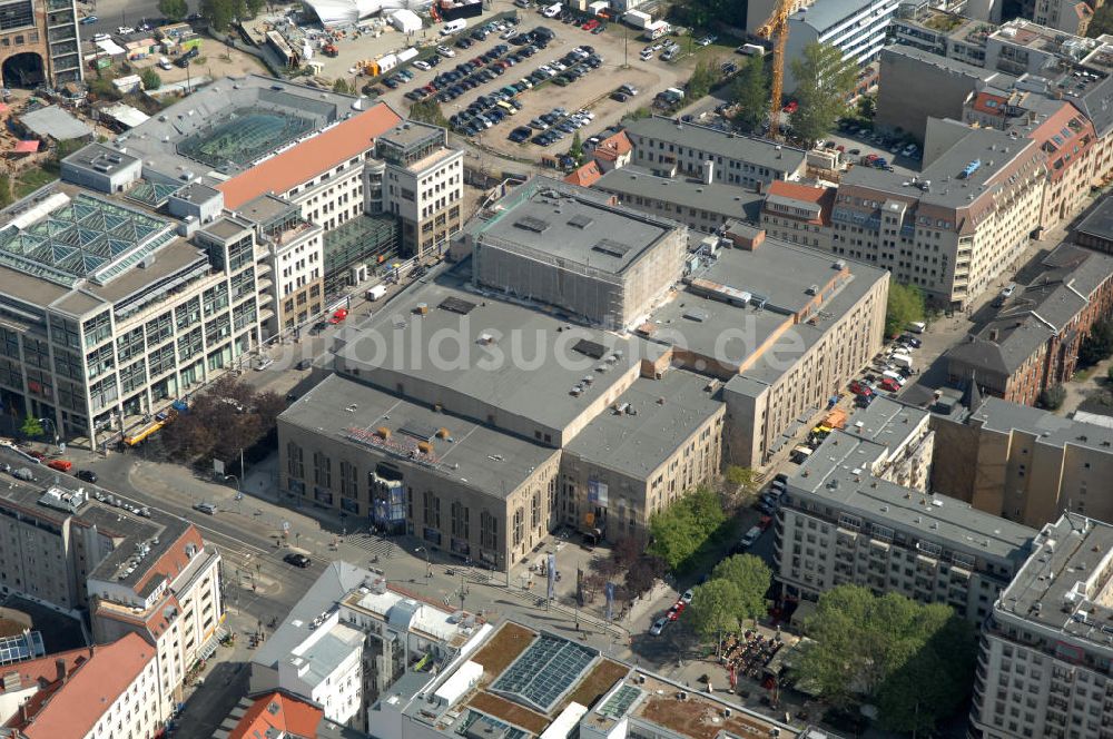 Berlin aus der Vogelperspektive: Friedrichstadtpalast Berlin-Mitte