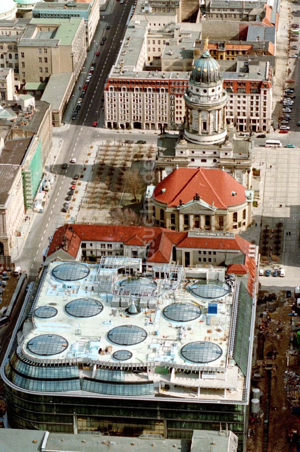 Luftaufnahme Berlin - 12.02.1995 Friedrichstadtpassagen in Berlin