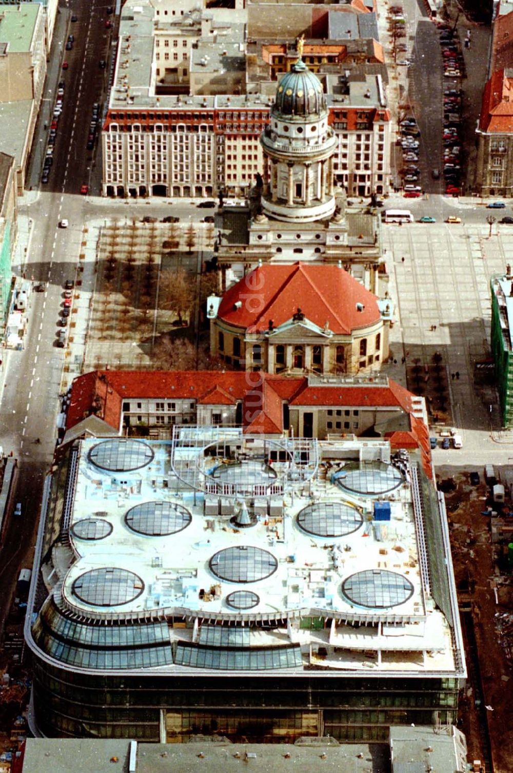 Berlin aus der Vogelperspektive: 12.02.1995 Friedrichstadtpassagen in Berlin