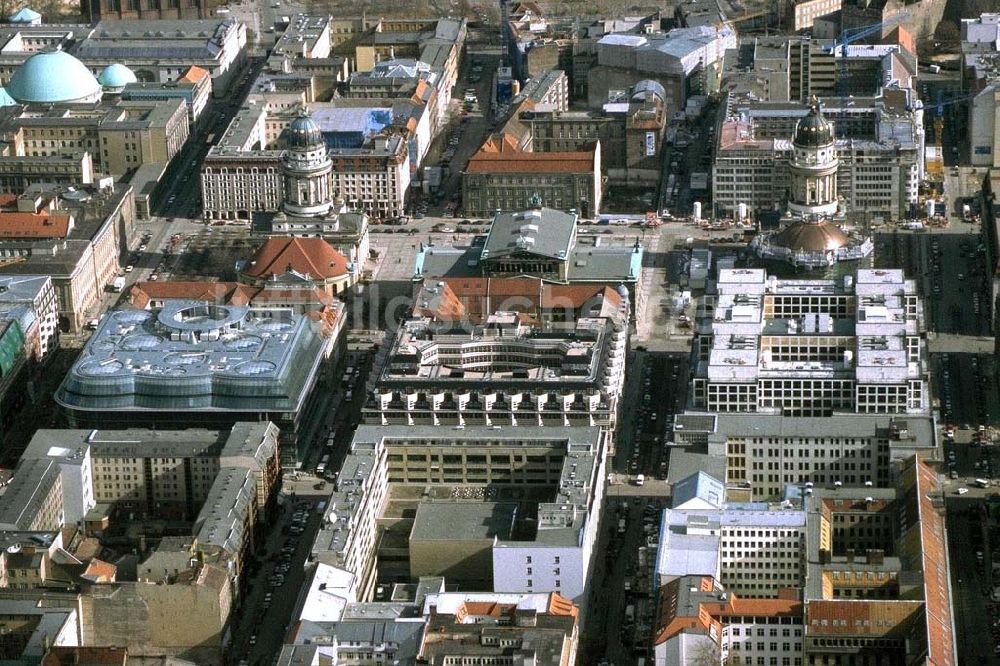 Luftaufnahme Berlin - Friedrichstadtpassagen an der Friedrichstrasse in Berlin Mitte.