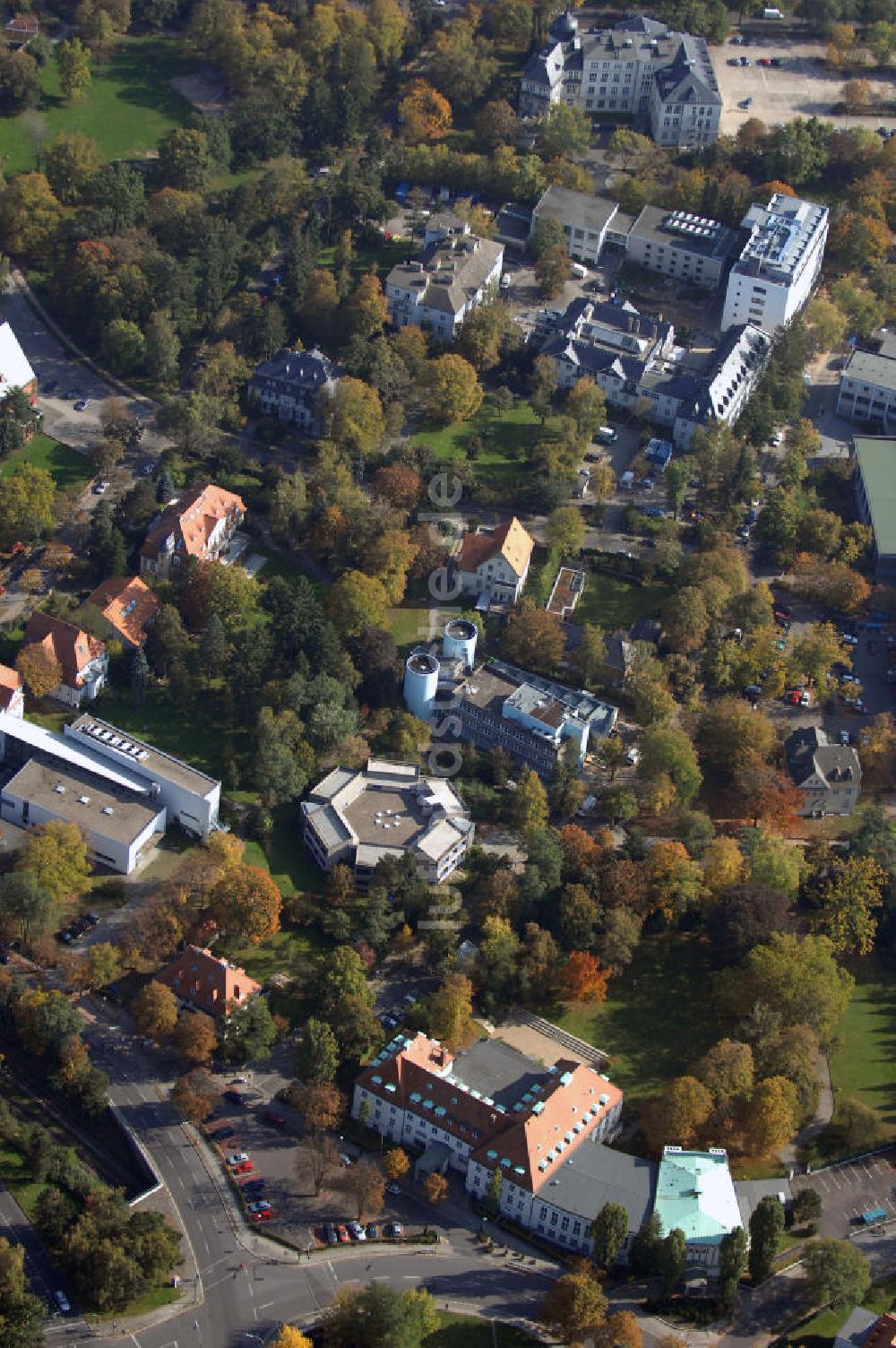 Luftbild Berlin - Fritz-Haber-Institut der Max-Planck-Gesellschaft in Berlin-Dahlem