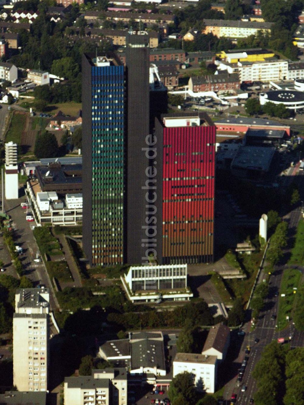 Köln von oben - Funkhaus des Deutschlandfunk (DFL) und das ehem. Hochhaus der Deutschen Welle - Köln (NRW)