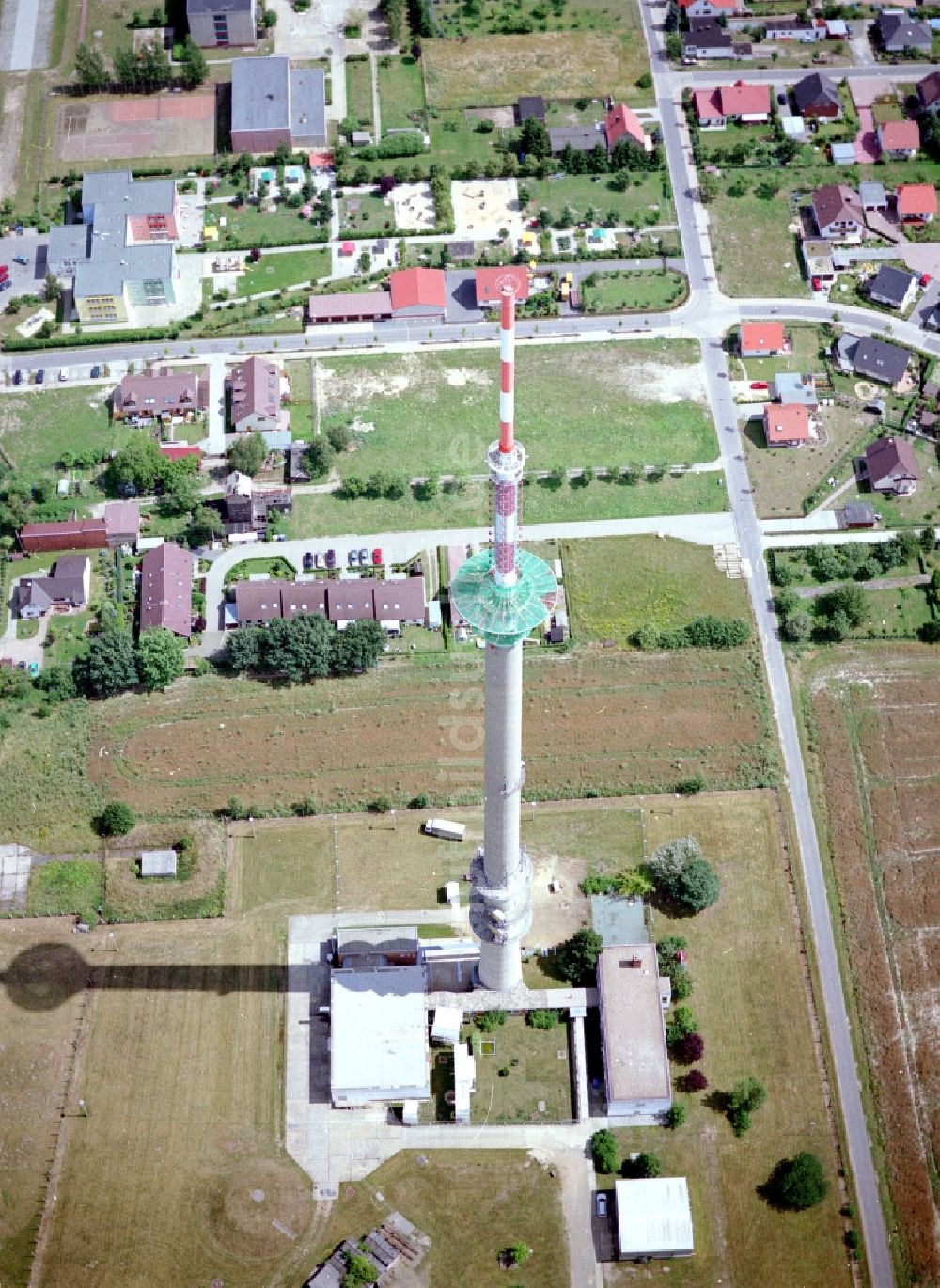 Calau von oben - Funkturm und Sendeanlage als Grundnetzsender in Calau im Bundesland Brandenburg, Deutschland