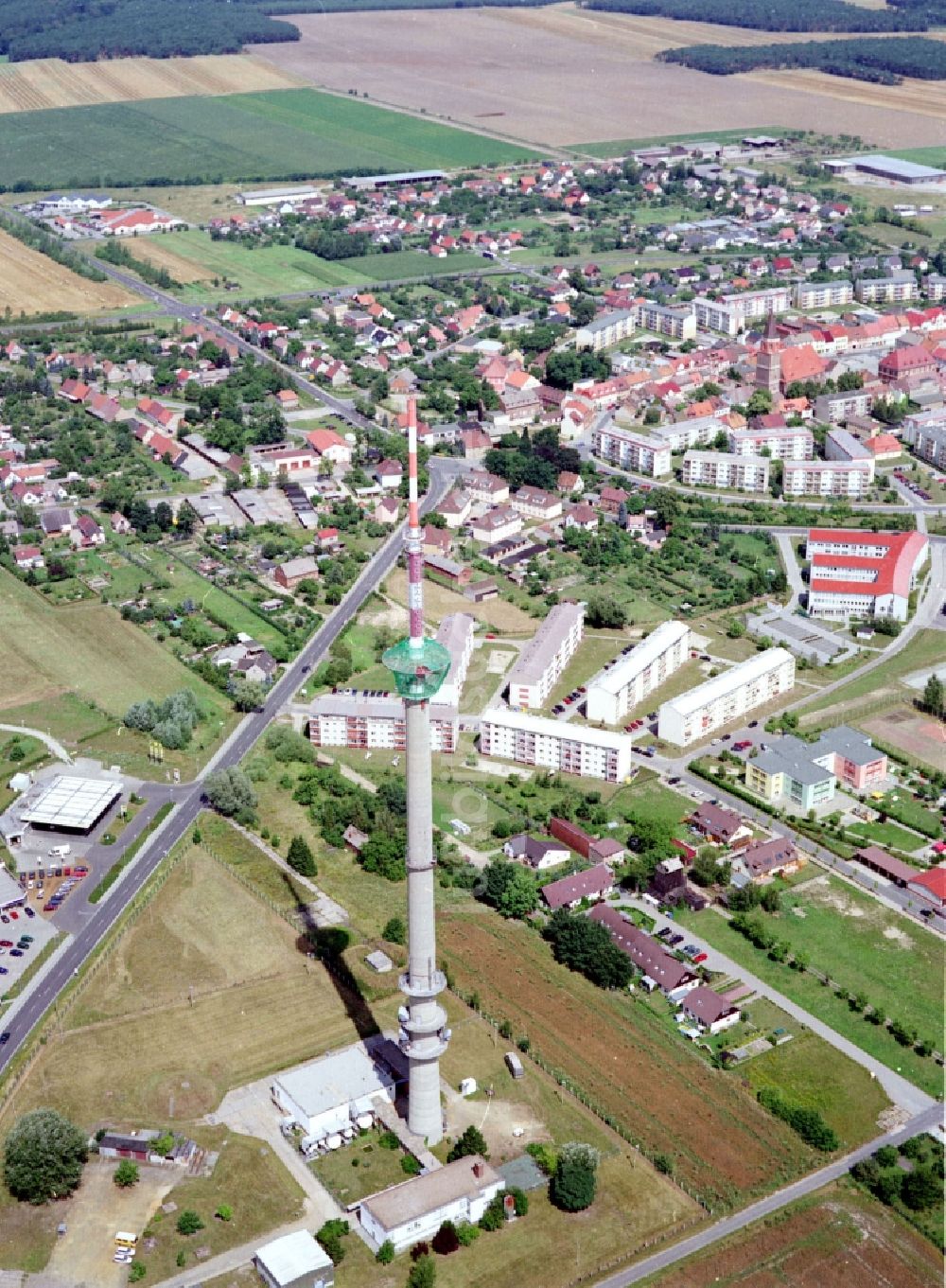 Calau von oben - Funkturm und Sendeanlage als Grundnetzsender in Calau im Bundesland Brandenburg, Deutschland