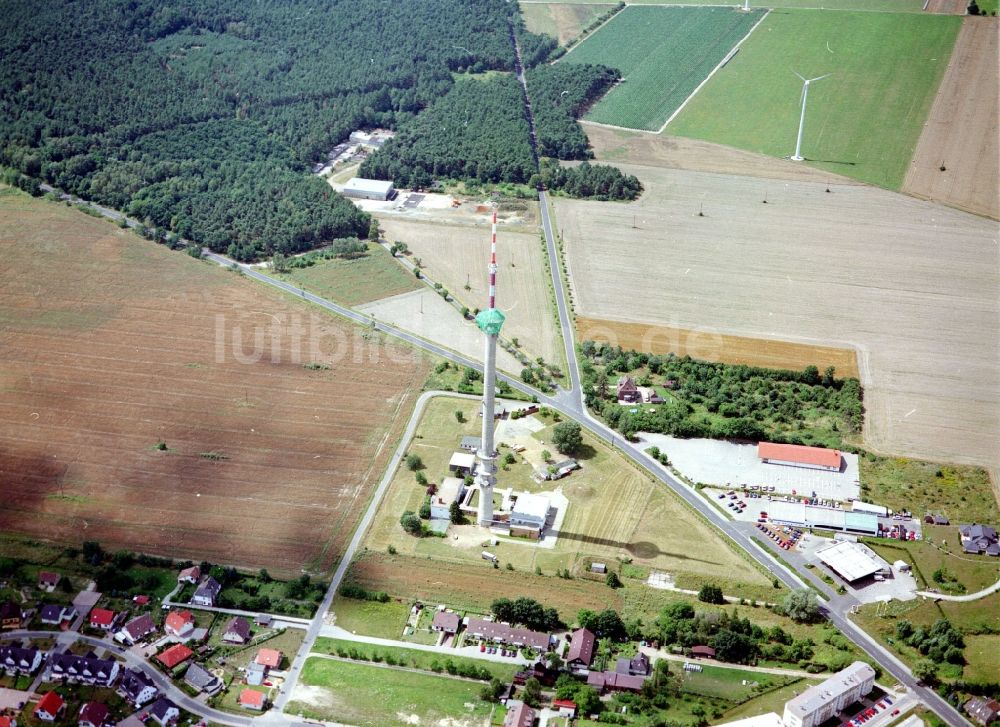 Calau von oben - Funkturm und Sendeanlage als Grundnetzsender in Calau im Bundesland Brandenburg, Deutschland