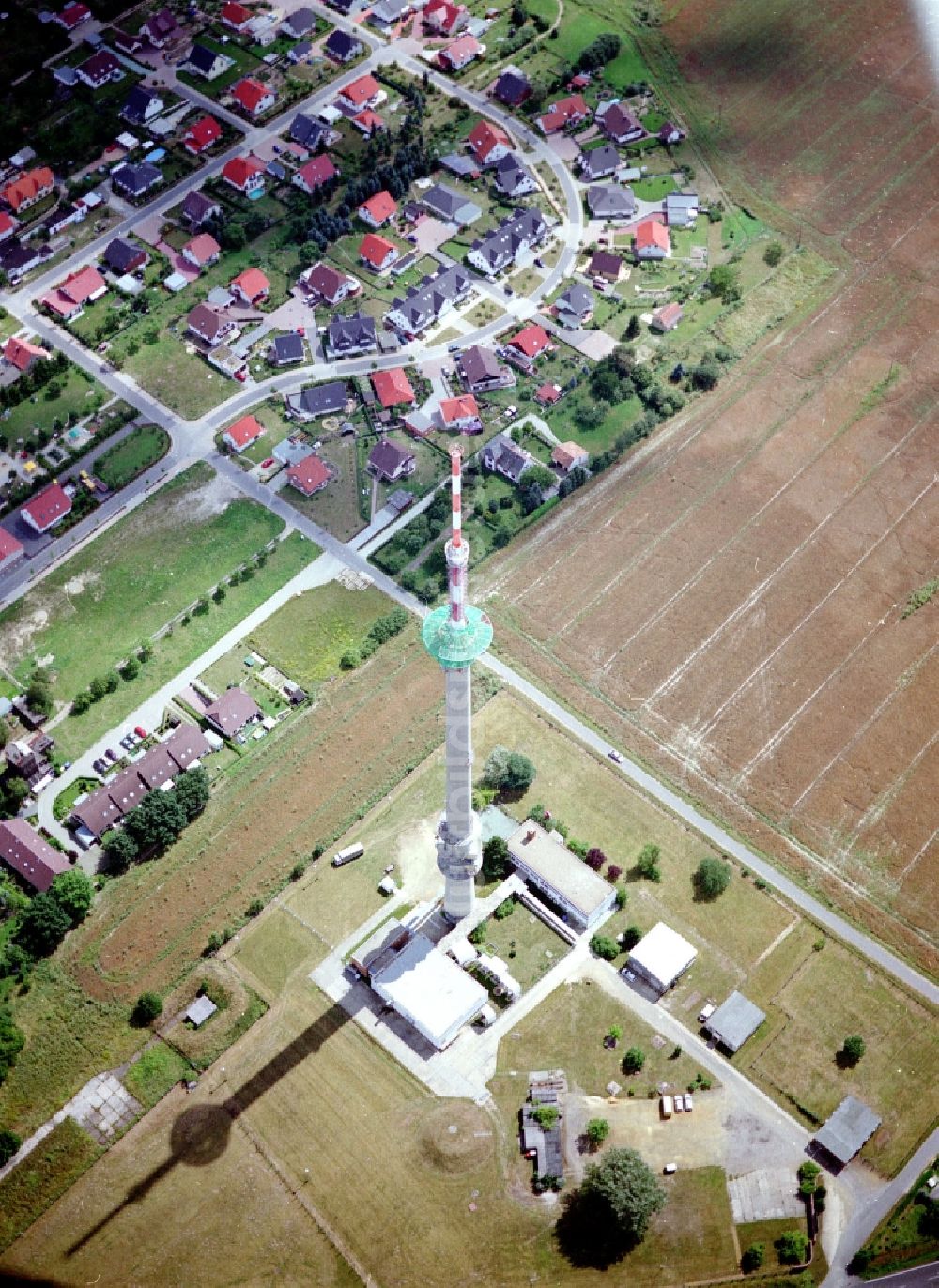 Calau aus der Vogelperspektive: Funkturm und Sendeanlage als Grundnetzsender in Calau im Bundesland Brandenburg, Deutschland