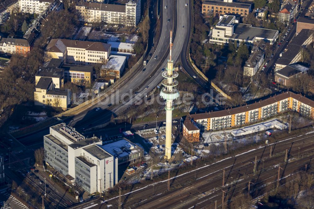 Luftbild Duisburg - Funkturm und Sendeanlage als Grundnetzsender der Deutschen Telekom in Duisburg im Bundesland Nordrhein-Westfalen, Deutschland