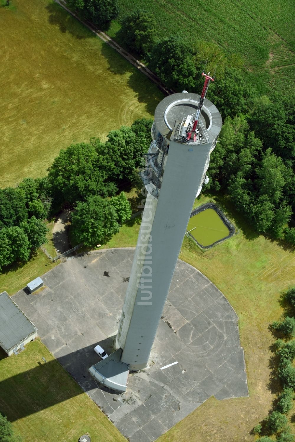 Luftbild Karstädt - Funkturm und Sendeanlage als Grundnetzsender der DFMG Deutsche Funkturm GmbH in Karstädt im Bundesland Brandenburg, Deutschland