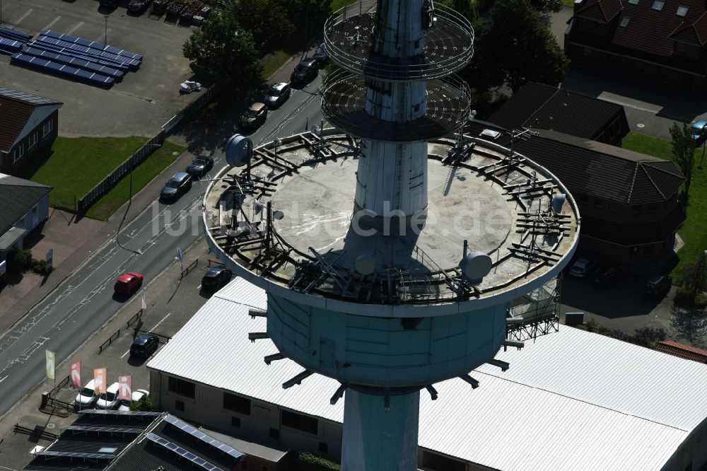 Luftaufnahme Heide - Funkturm und Sendeanlage als Grundnetzsender und Fernmeldeturm in Heide im Bundesland Schleswig-Holstein, Deutschland