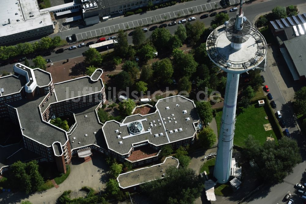 Luftaufnahme Heide - Funkturm und Sendeanlage als Grundnetzsender und Fernmeldeturm in Heide im Bundesland Schleswig-Holstein, Deutschland